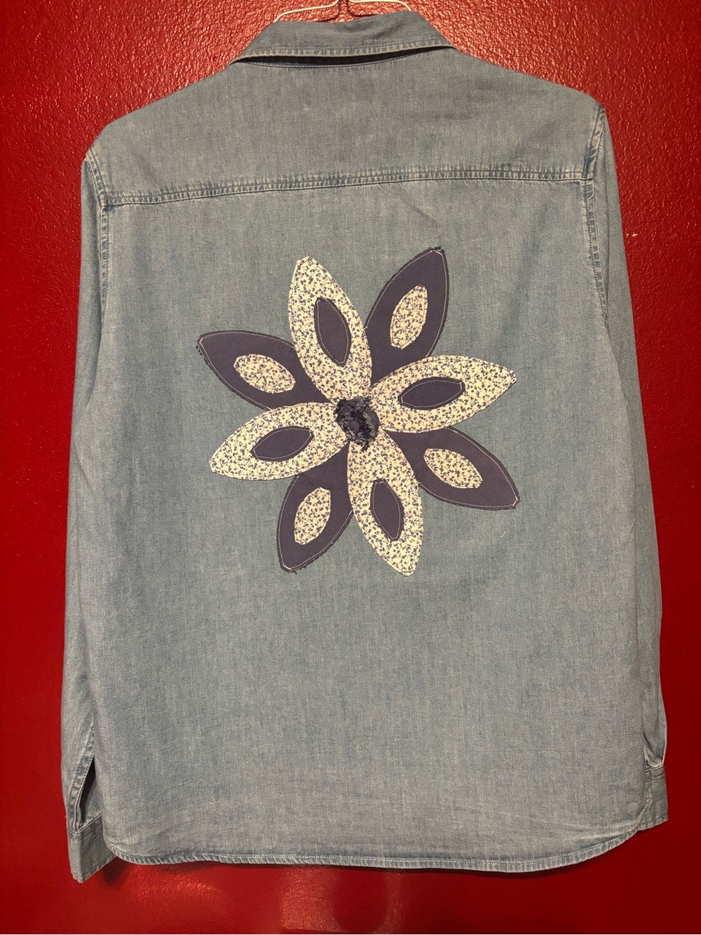 Women’s Forever 21 Light Blue Denim Button-Down Shirt